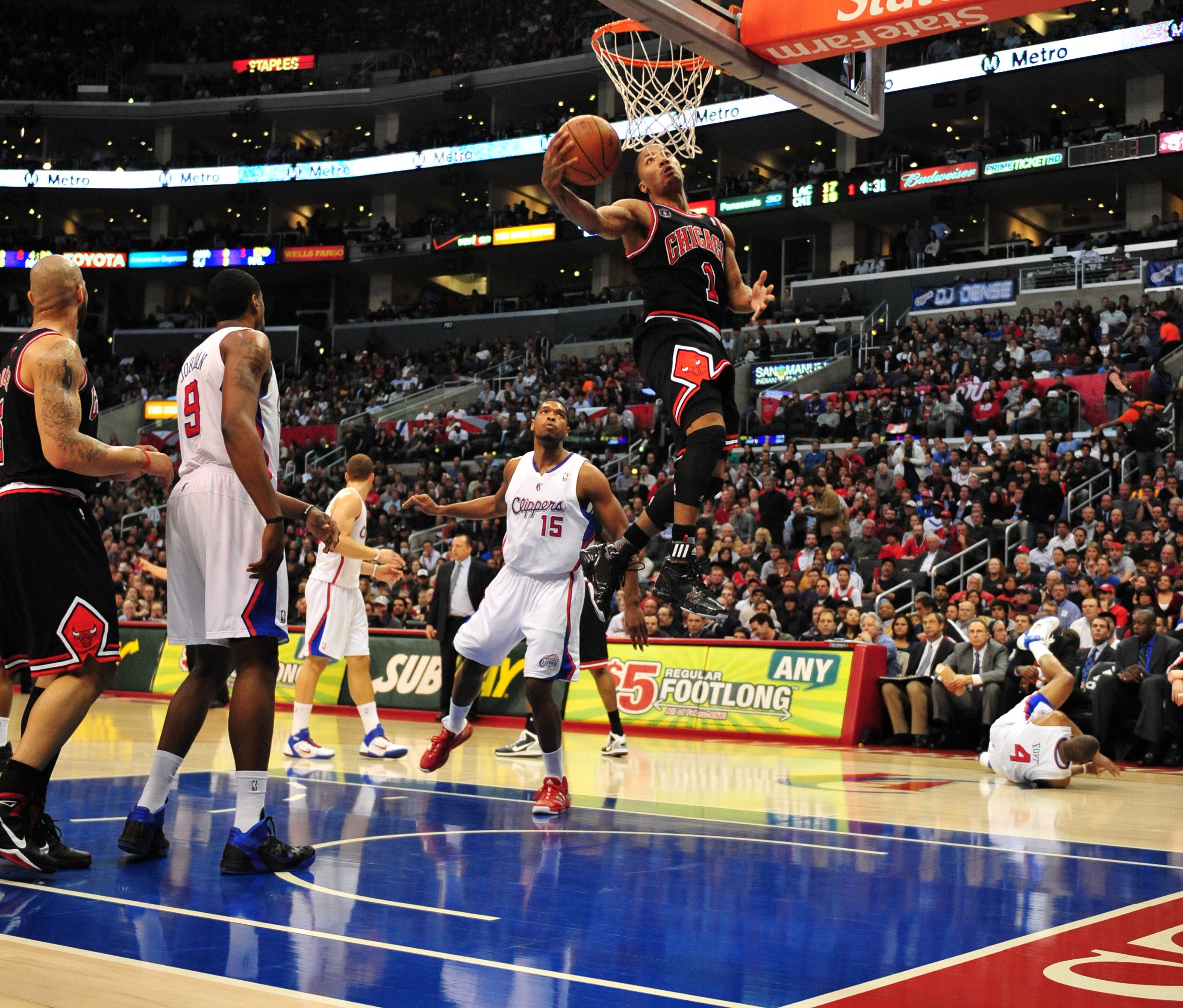 开云App-保罗:人们常说防罗斯要让一步放投篮 你让步就得被隔扣