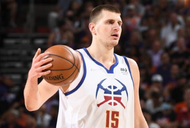 开云新版-掘金惨败马龙不满球员态度:大家基本放弃了比赛